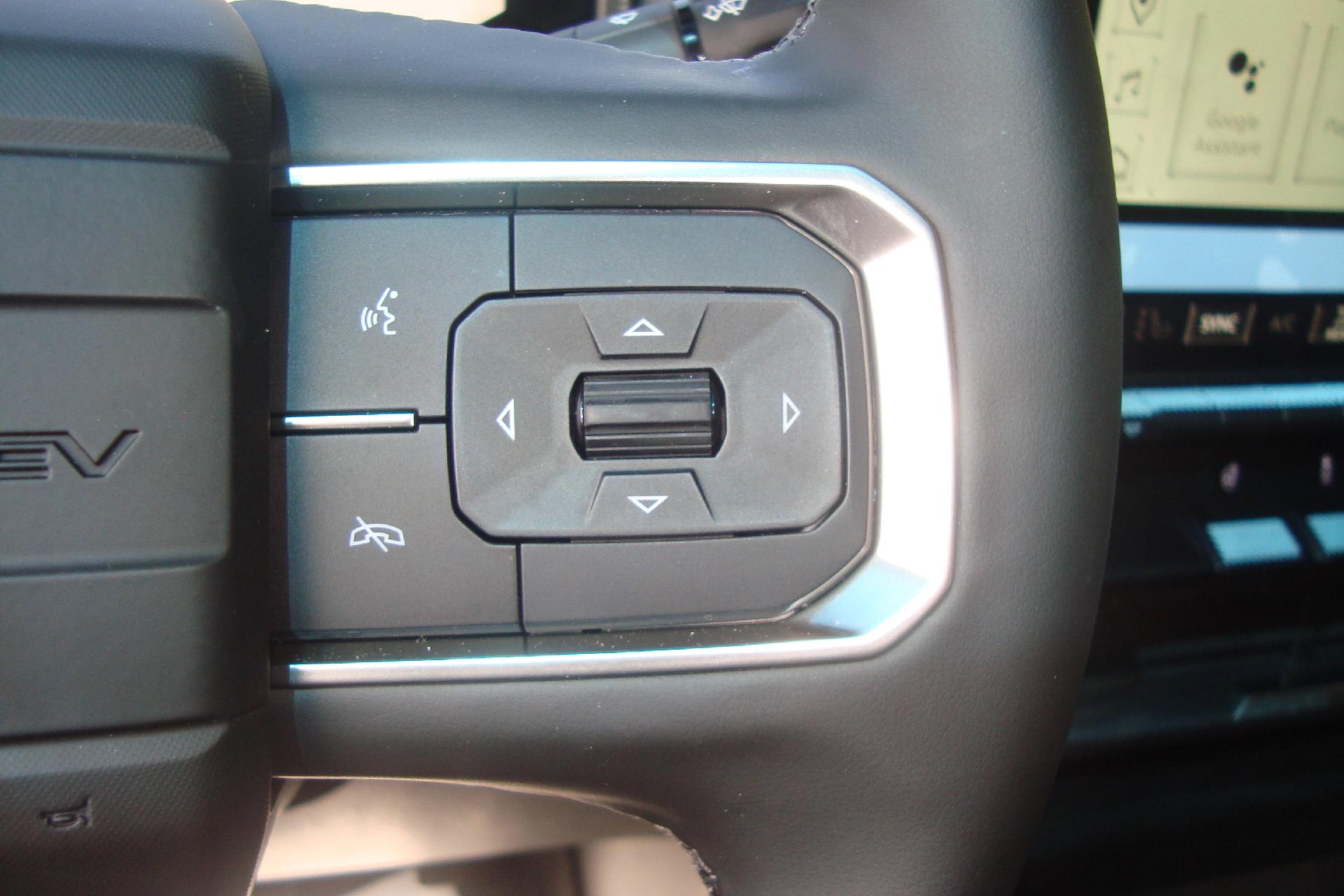 2025 GMC HUMMER EV Pickup Vehicle Photo in PORTSMOUTH, NH 03801-4196