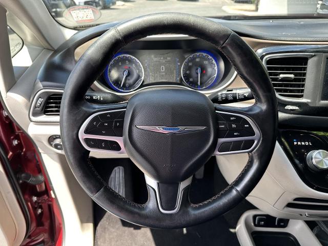 2019 Chrysler Pacifica Vehicle Photo in Tucson, AZ 85712