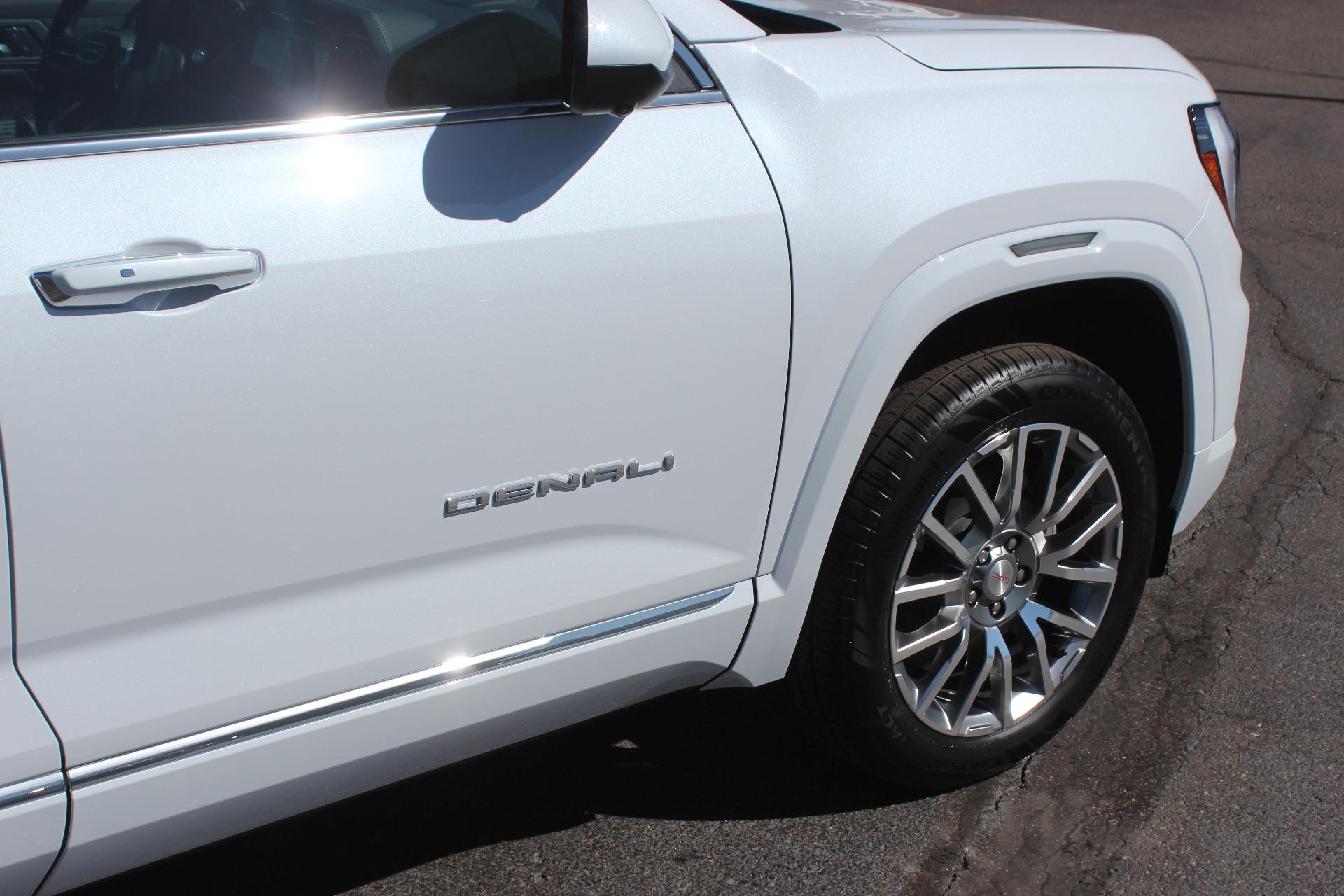 2026 GMC Terrain Vehicle Photo in AURORA, CO 80012-4011