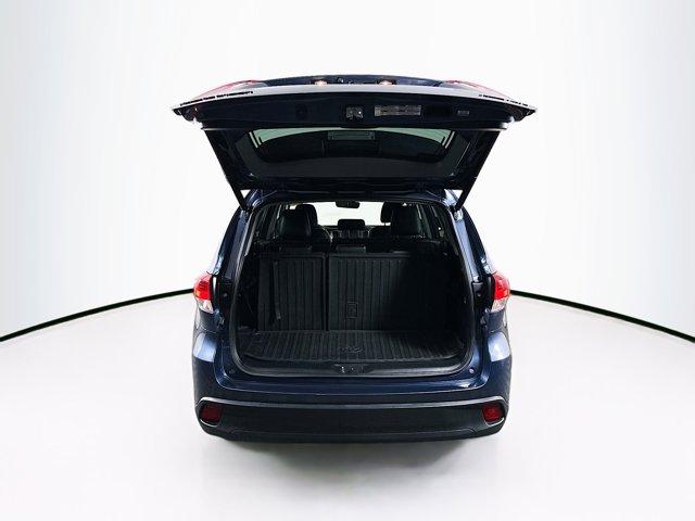 2018 Toyota Highlander Vehicle Photo in Flemington, NJ 08822