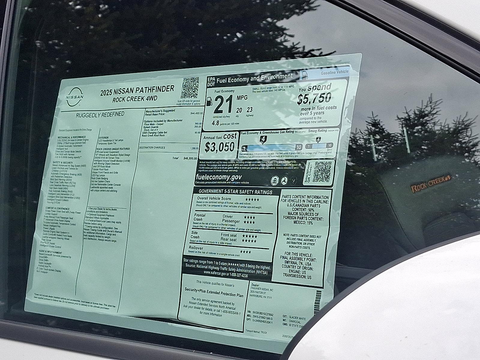 2025 Nissan Pathfinder Vehicle Photo in Harrisburg, PA 17111-1033
