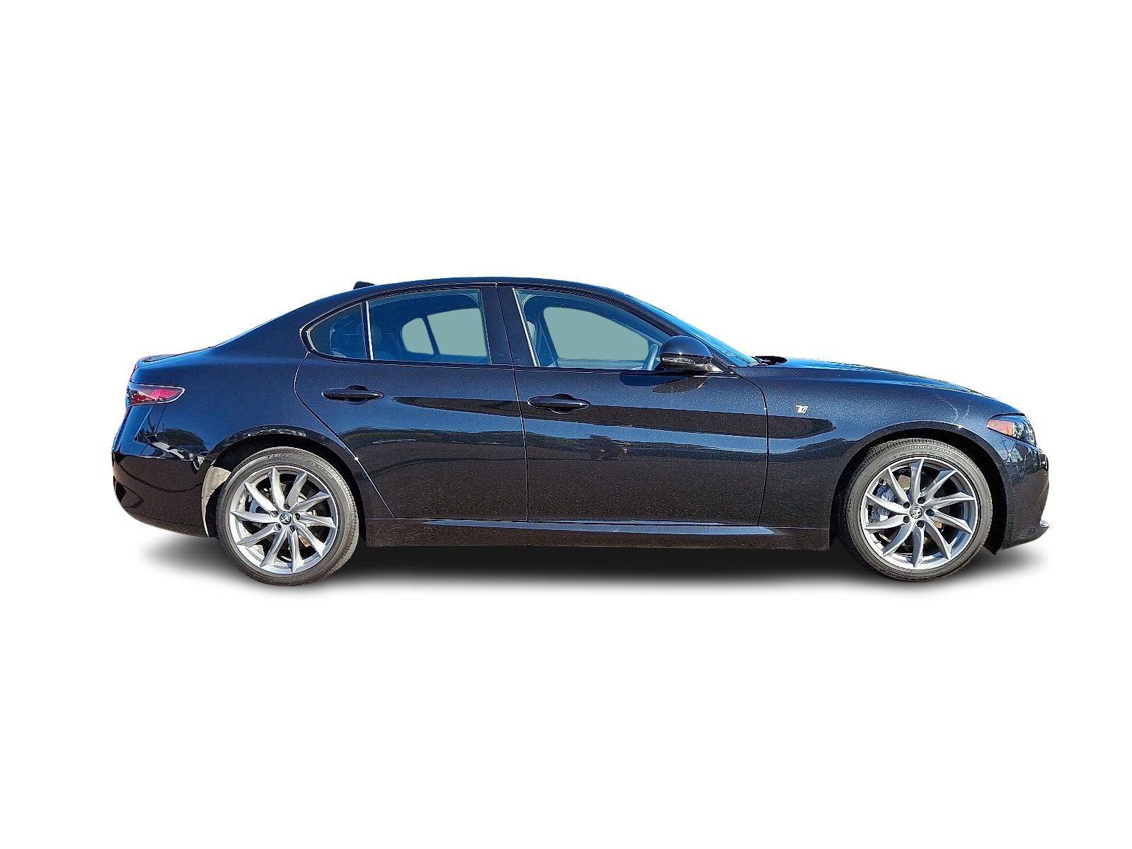 2024 Alfa Romeo Giulia Vehicle Photo in Willow Grove, PA 19090