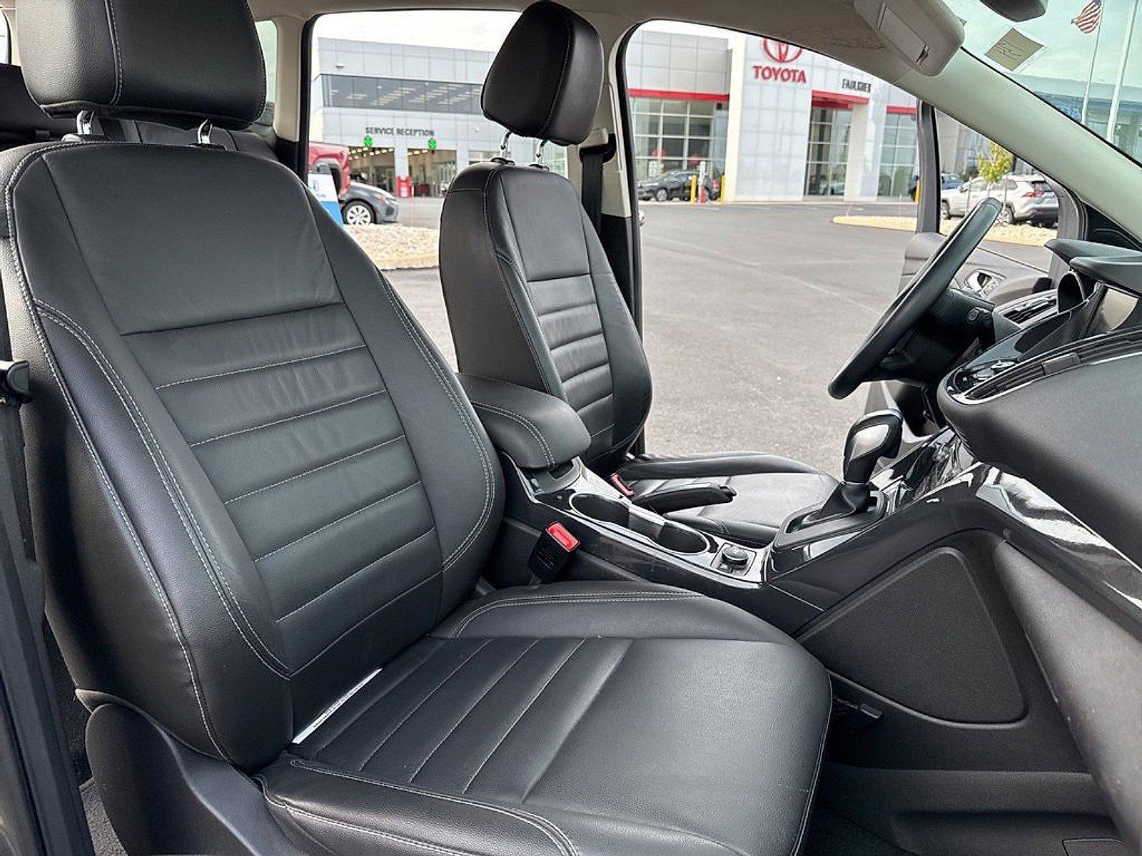 2015 Ford Escape Vehicle Photo in Harrisburg, PA 17111