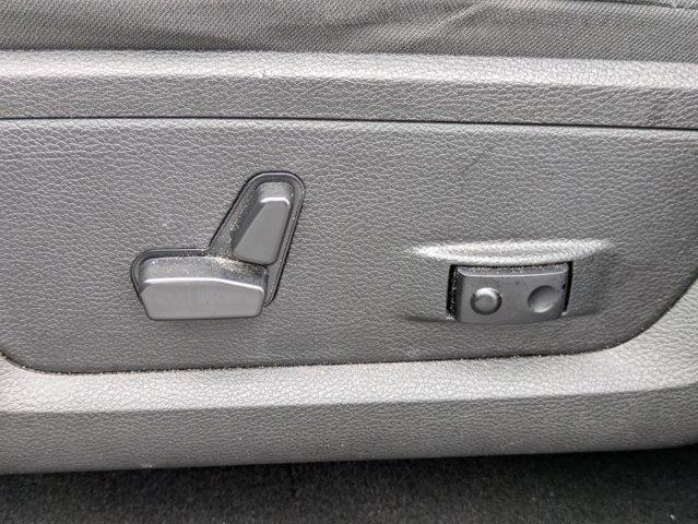 2023 Ram 1500 Classic Vehicle Photo in BRUNSWICK, GA 31525-1881