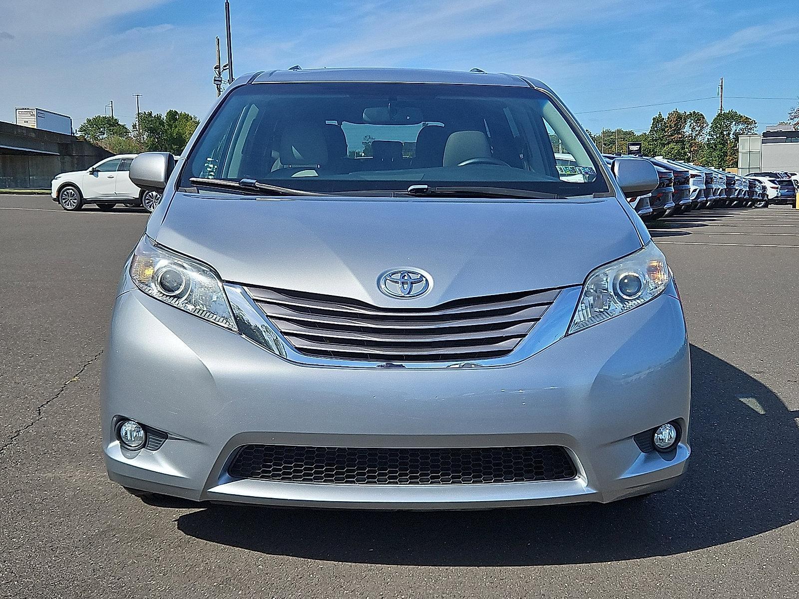 2015 Toyota Sienna Vehicle Photo in Trevose, PA 19053