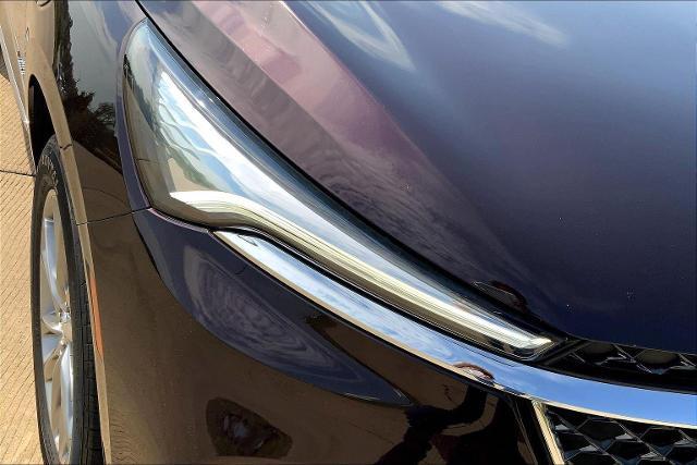 2024 Buick Enclave Vehicle Photo in TOPEKA, KS 66609-0000