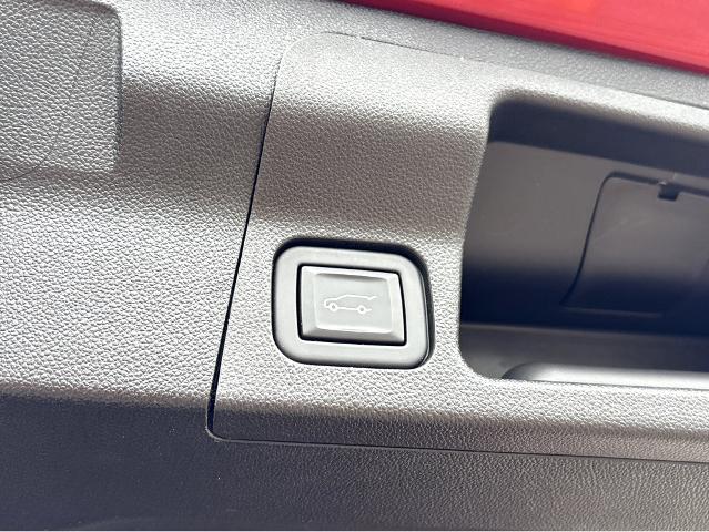 2023 GMC Acadia Vehicle Photo in BEAUFORT, SC 29906-4218