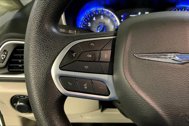 2021 Chrysler Voyager Vehicle Photo in INDEPENDENCE, MO 64055-1314