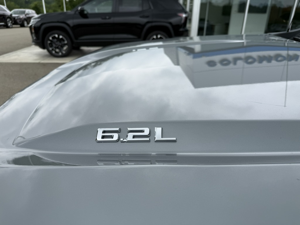 2026 Chevrolet Silverado 1500 High Country - 9