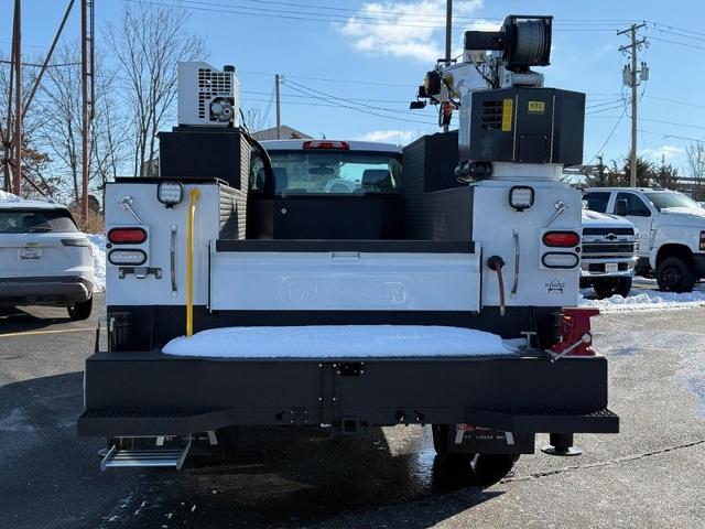 2024 Chevrolet Silverado 5500 HD Vehicle Photo in COLUMBIA, MO 65203-3903