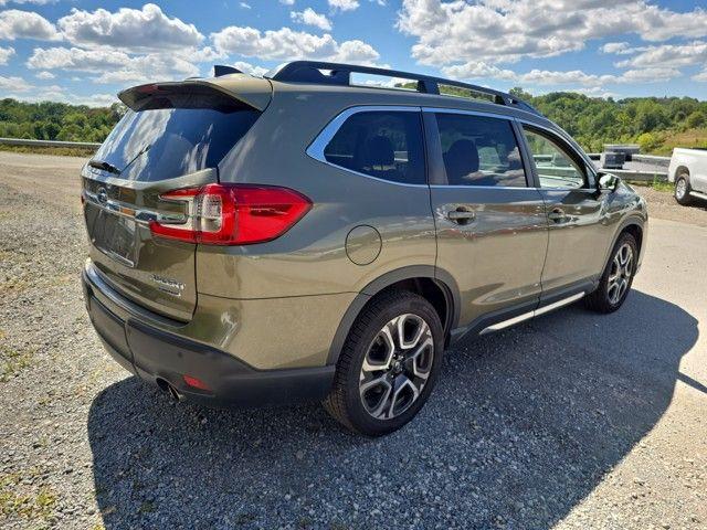 2023 Subaru Ascent Vehicle Photo in Pleasant Hills, PA 15236