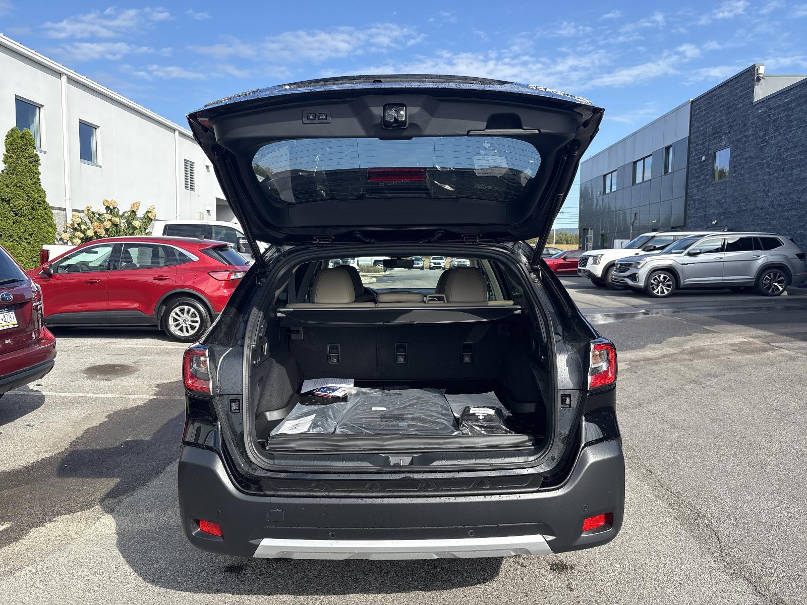 2025 Subaru Outback Vehicle Photo in Mechanicsburg, PA 17050