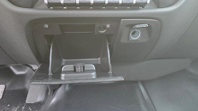 2024 Chevrolet Silverado Chassis Cab Vehicle Photo in INDEPENDENCE, MO 64055-1314