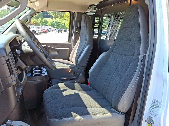 2023 Chevrolet Express Cargo 2500 Vehicle Photo in DANBURY, CT 06810-5034