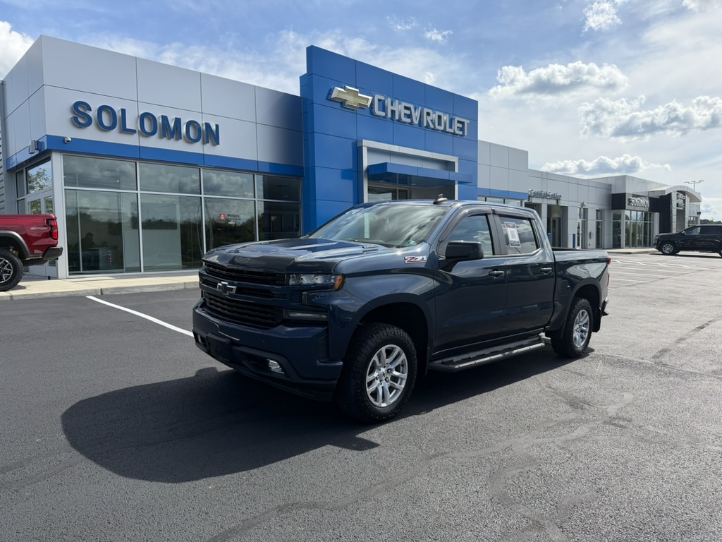 2020 Chevrolet Silverado 1500 photo 2 of 33