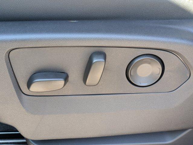 2025 Chevrolet Suburban Vehicle Photo in BRUNSWICK, GA 31525-1881