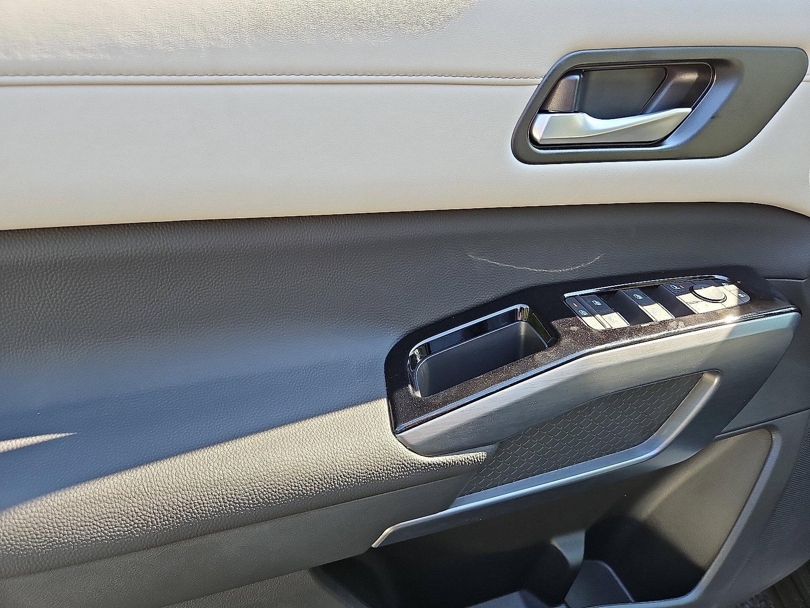 2025 Nissan Pathfinder Vehicle Photo in Jenkintown, PA 19046