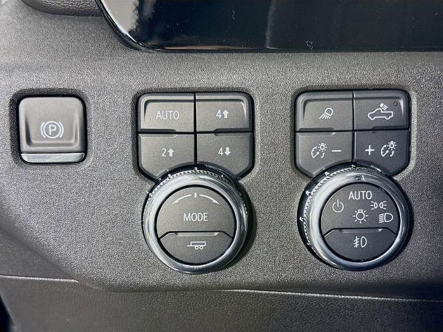 2025 GMC Sierra 3500 HD Vehicle Photo in PUYALLUP, WA 98371-4149
