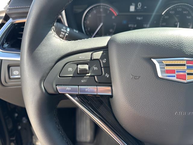 2025 Cadillac XT6 Vehicle Photo in MANITOWOC, WI 54220-5838