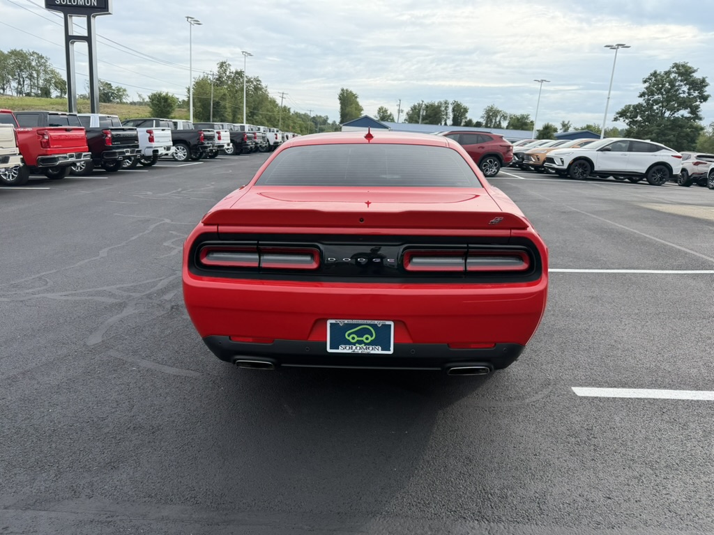 2019 Dodge Challenger SXT AWD - 4