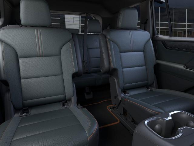 2025 GMC Acadia Vehicle Photo in ROCHESTER HILLS, MI 48307-2741