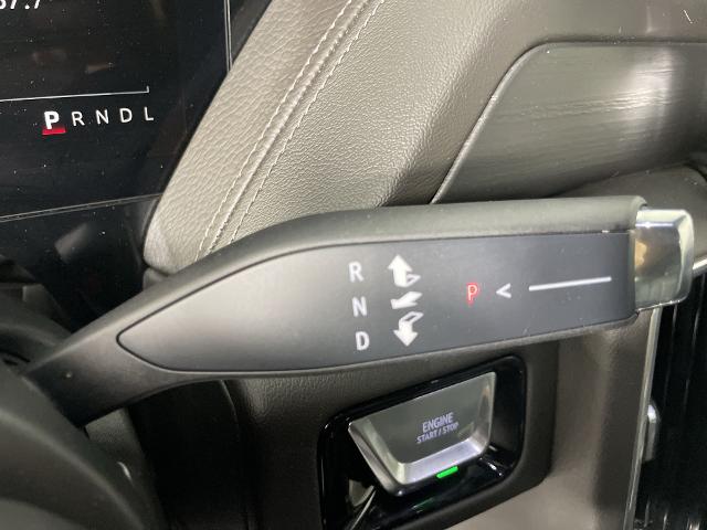2025 GMC Yukon XL Vehicle Photo in GILBERT, AZ 85297-0402
