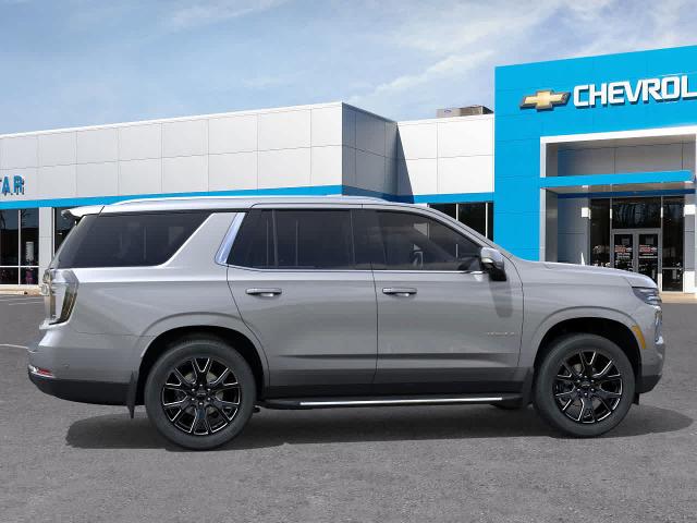 2025 Chevrolet Tahoe Vehicle Photo in MOON TOWNSHIP, PA 15108-2571