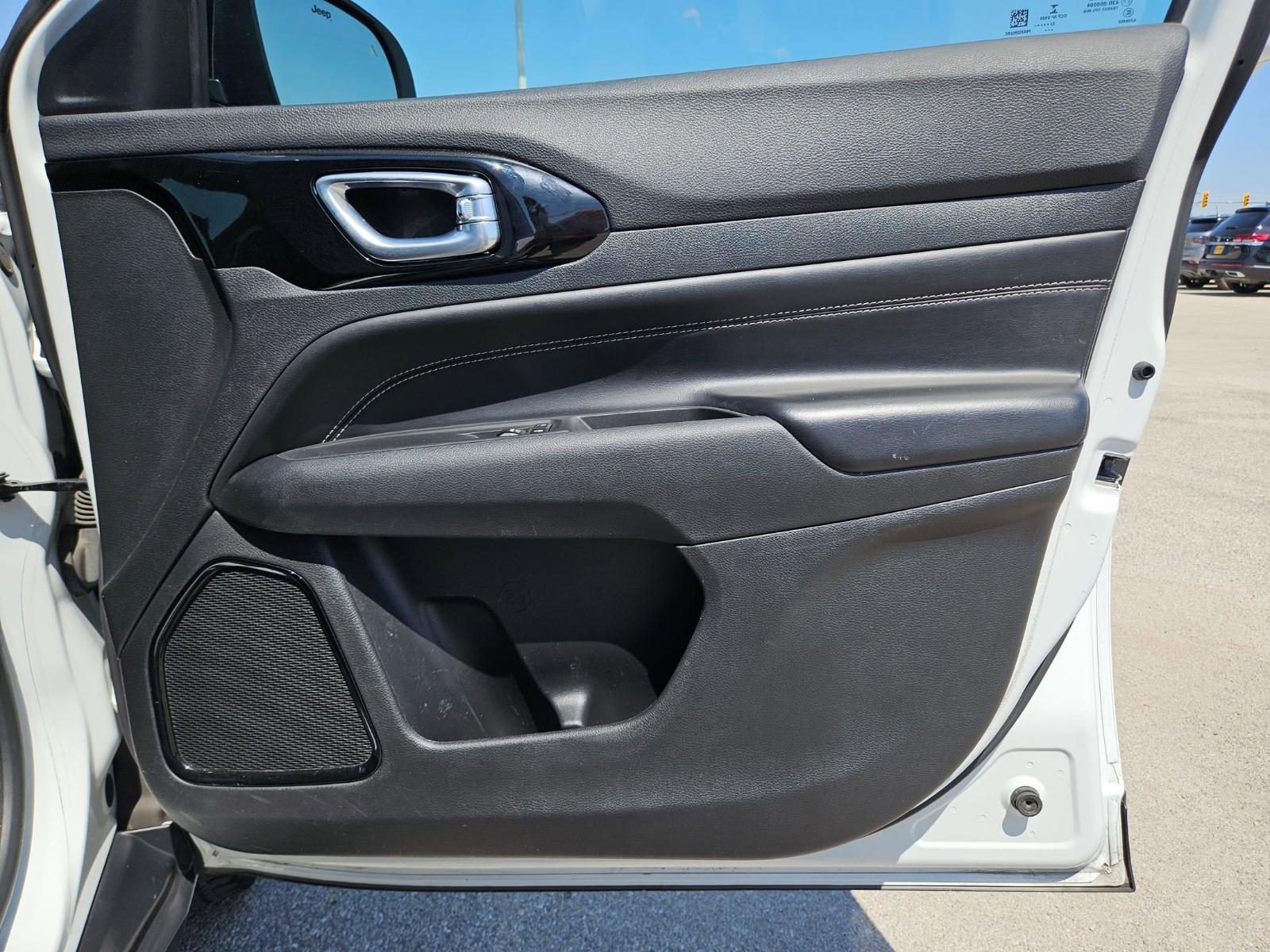 2022 Jeep Compass Vehicle Photo in Seguin, TX 78155