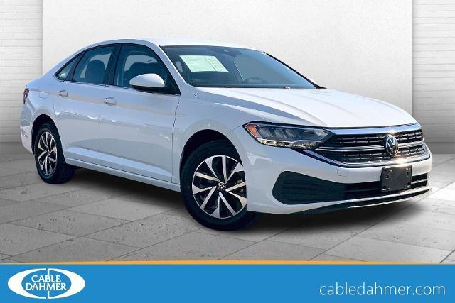 2024 Volkswagen Jetta Vehicle Photo in KANSAS CITY, MO 64114-4502