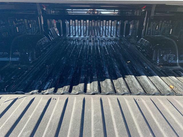 2020 Chevrolet Silverado 1500 Vehicle Photo in MOON TOWNSHIP, PA 15108-2571