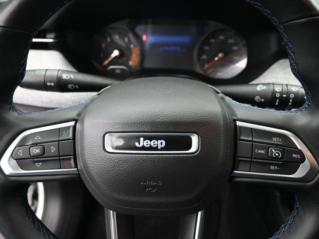 2022 Jeep Compass Vehicle Photo in Cedar Rapids, IA 52402