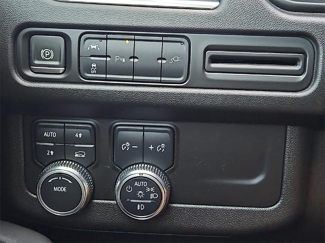 2021 GMC Yukon XL Vehicle Photo in EASTLAND, TX 76448-3020