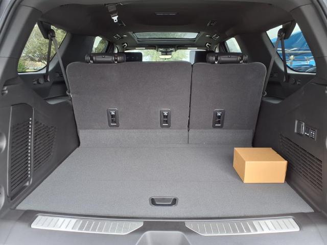 2025 GMC Yukon XL Vehicle Photo in Denton, TX 76205