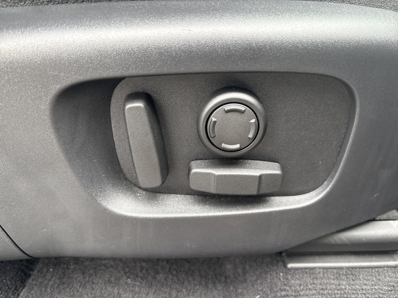 2020 Land Rover Discovery Sport Vehicle Photo in Mechanicsburg, PA 17050