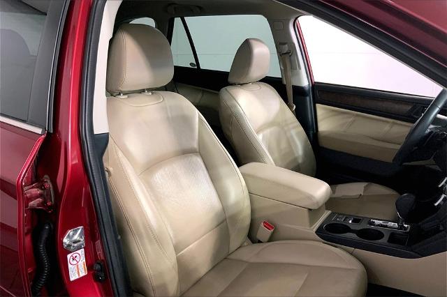 2019 Subaru Outback Vehicle Photo in Lees Summit, MO 64086