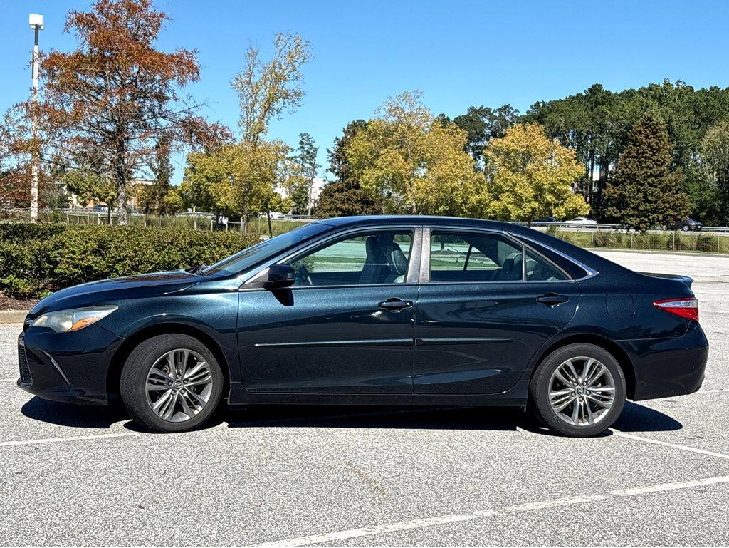 2016 Toyota Camry Vehicle Photo in POOLER, GA 31322-3252