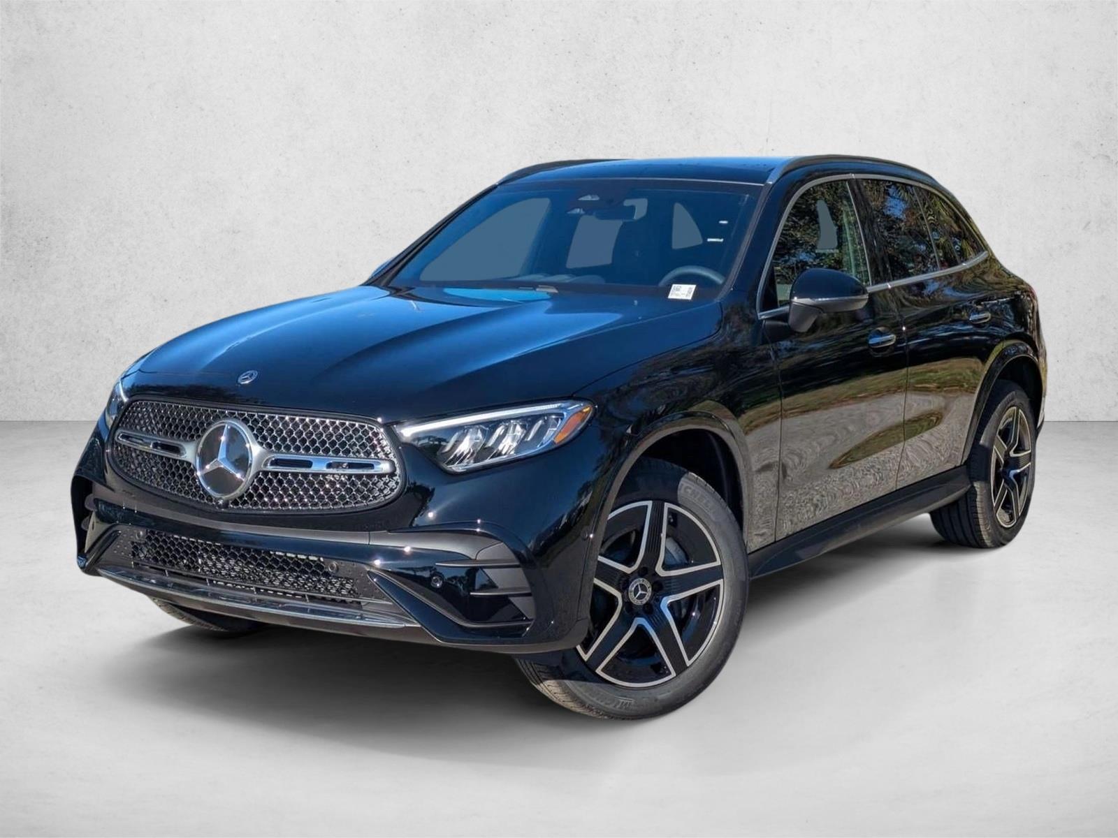 2026 Mercedes-Benz GLC Vehicle Photo in Sarasota, FL 34231