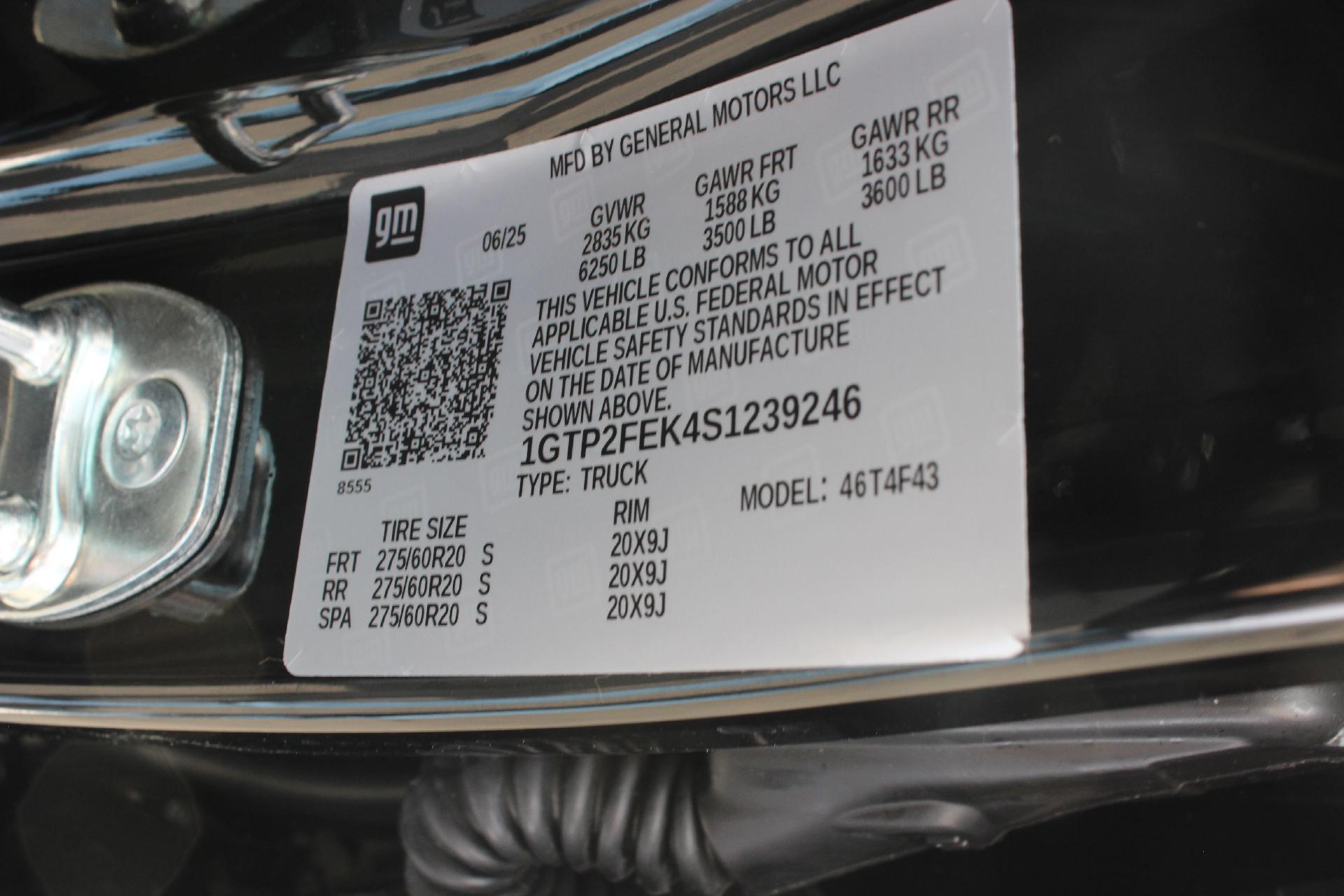 2025 GMC Canyon Vehicle Photo in AURORA, CO 80012-4011
