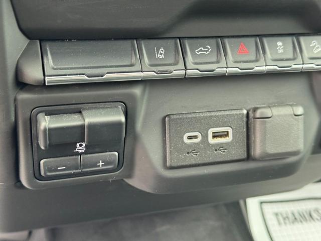 2025 Chevrolet Silverado 3500 HD Vehicle Photo in COLUMBIA, MO 65203-3903