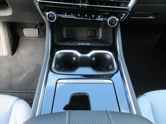 2025 Chevrolet Traverse Vehicle Photo in LEESBURG, FL 34788-4022
