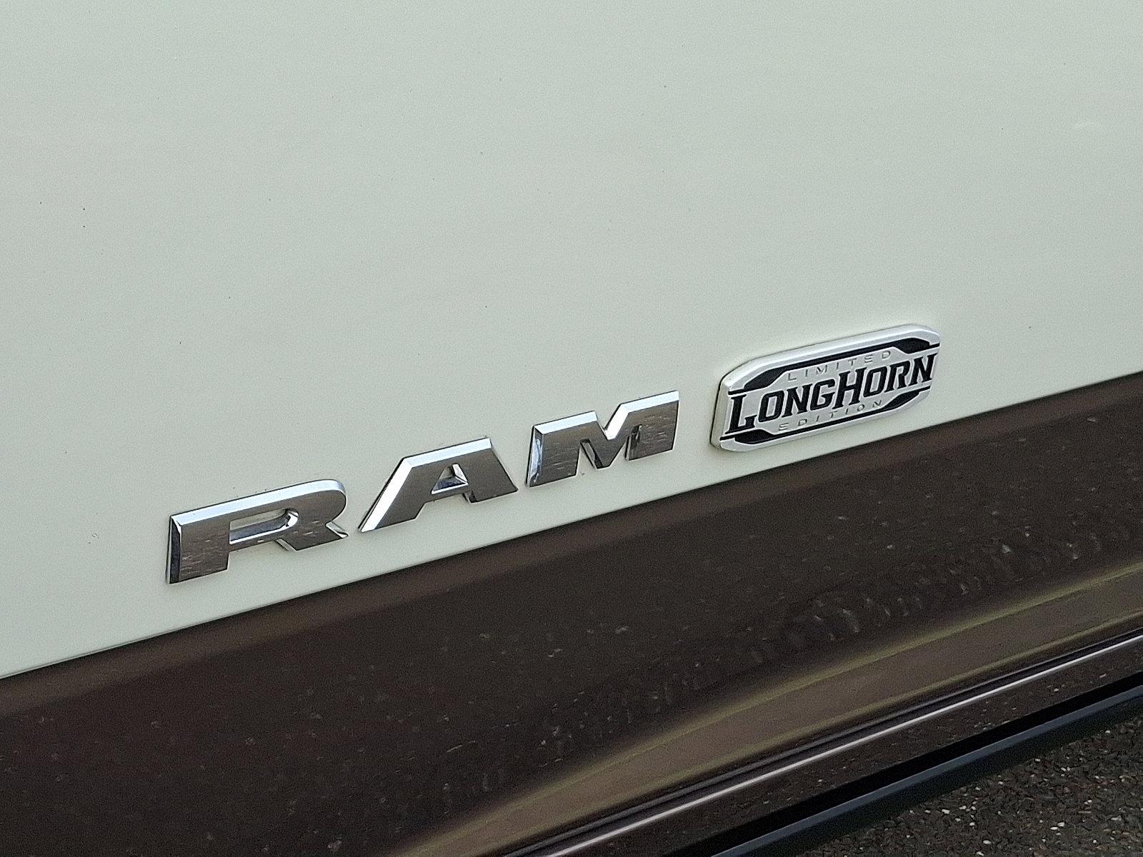 2022 Ram 3500 Vehicle Photo in Trevose, PA 19053