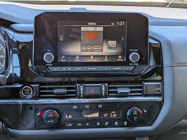 2024 Nissan Pathfinder Vehicle Photo in BRUNSWICK, GA 31525-1881