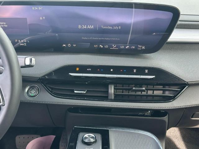 2025 Buick Enclave Vehicle Photo in COLUMBIA, MO 65203-3903