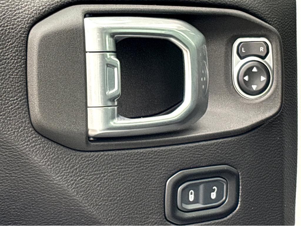 2023 Jeep Wrangler Vehicle Photo in POOLER, GA 31322-3252
