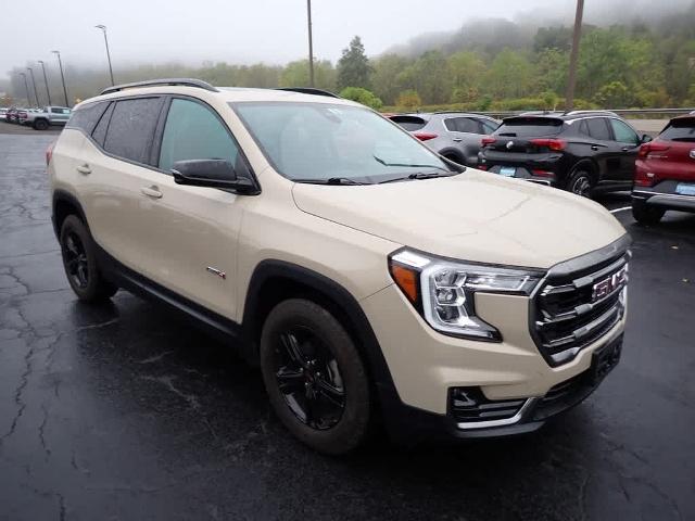 2022 GMC Terrain Vehicle Photo in ZELIENOPLE, PA 16063-2910