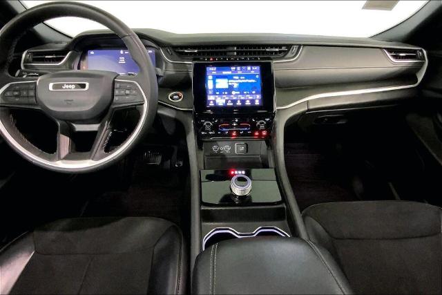 2024 Jeep Grand Cherokee L Vehicle Photo in Kansas City, MO 64114