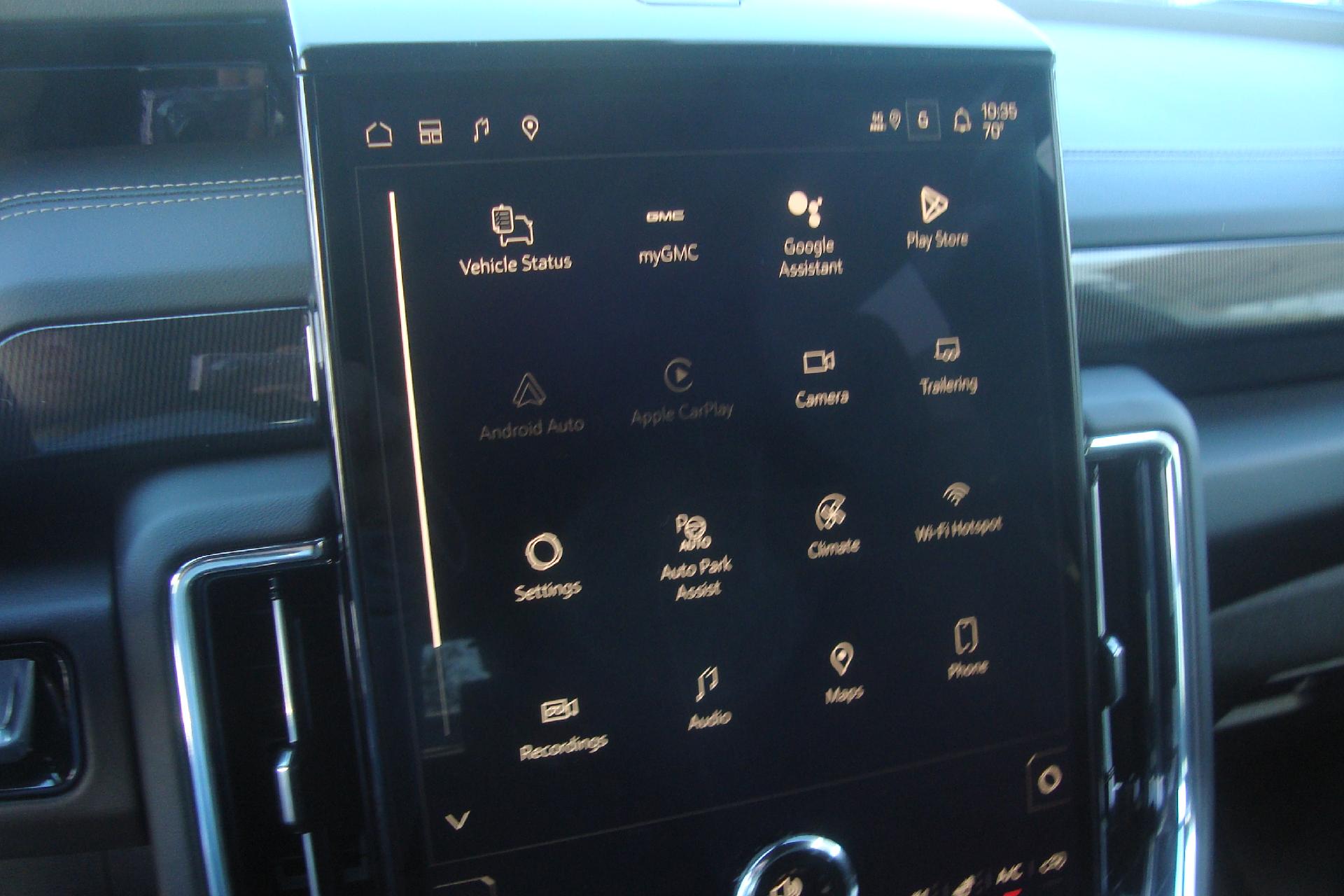 2026 GMC Yukon XL Vehicle Photo in PORTSMOUTH, NH 03801-4196