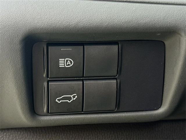 2020 Toyota Highlander Vehicle Photo in Everett, WA 98204