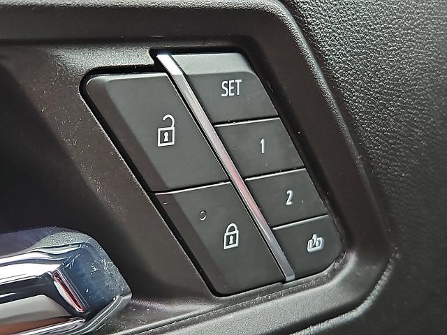 2024 GMC Canyon Vehicle Photo in TREVOSE, PA 19053-4984