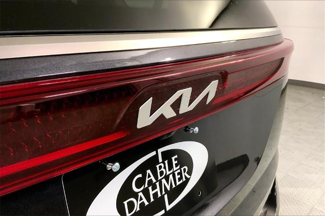 2024 Kia Carnival Vehicle Photo in Lees Summit, MO 64086